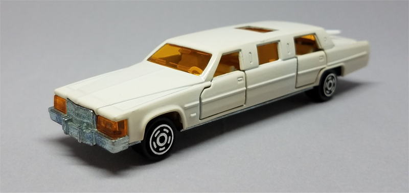 Illustration for article titled Surprise Saturday - Majorette Cadillac Limousine